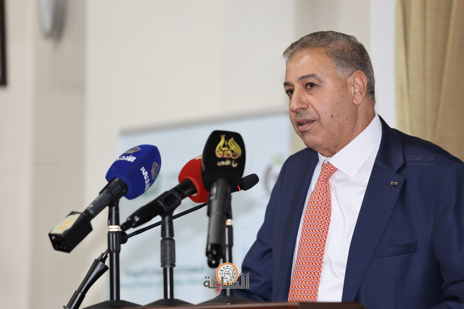 Madar Al-Saa Images 0.7787672892364307