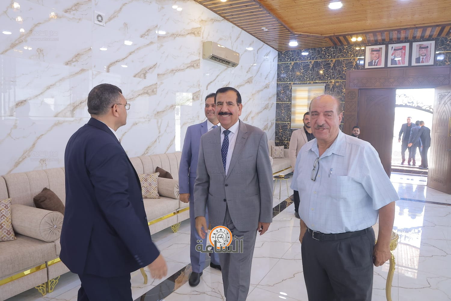 Madar Al-Saa Images 0.7320684000468063