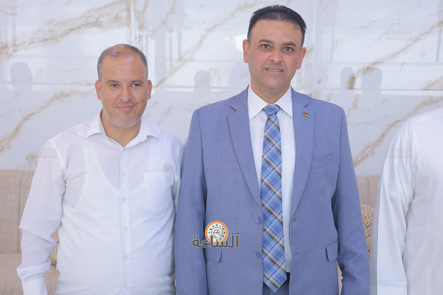 Madar Al-Saa Images 0.9061402909491293