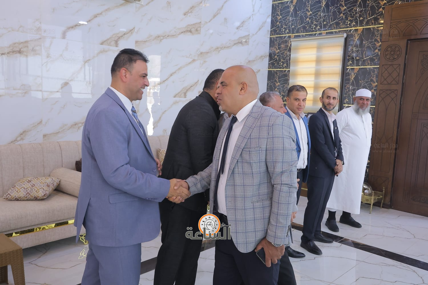 Madar Al-Saa Images 0.3671463118922984