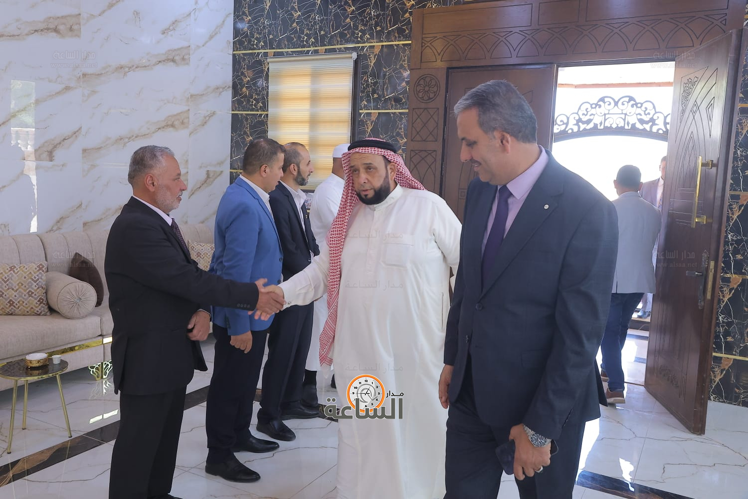 Madar Al-Saa Images 0.5727324746914093