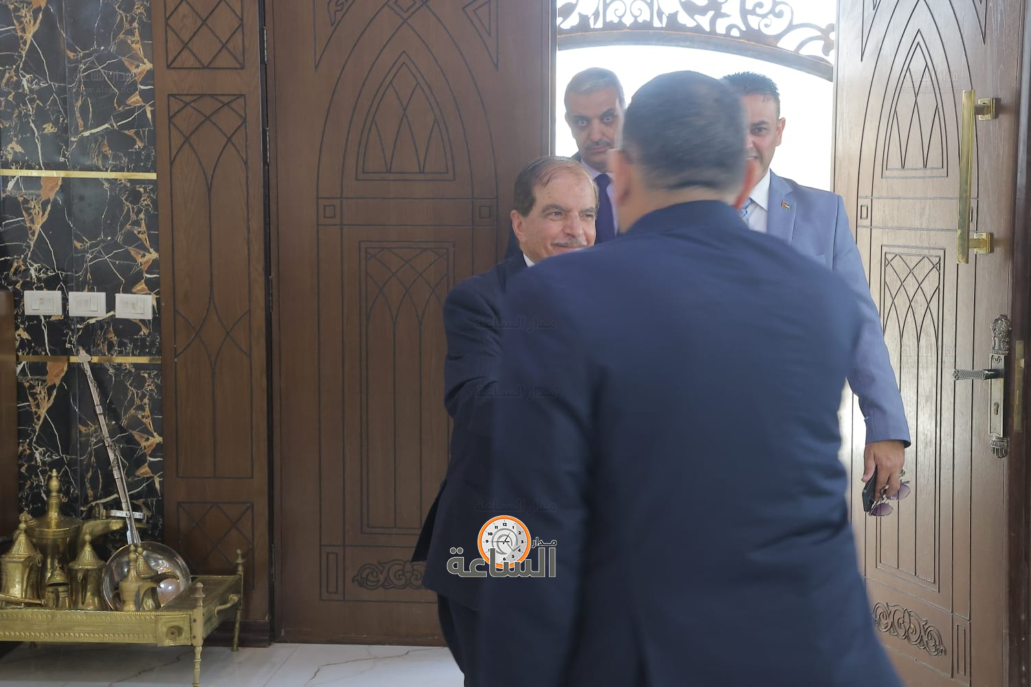 Madar Al-Saa Images 0.1369954598701767