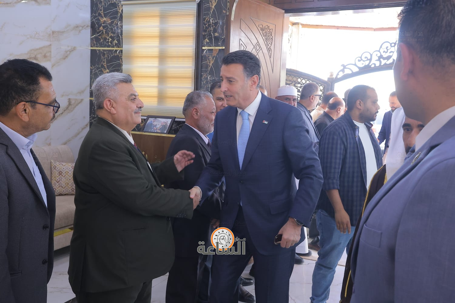 Madar Al-Saa Images 0.48379401628647056