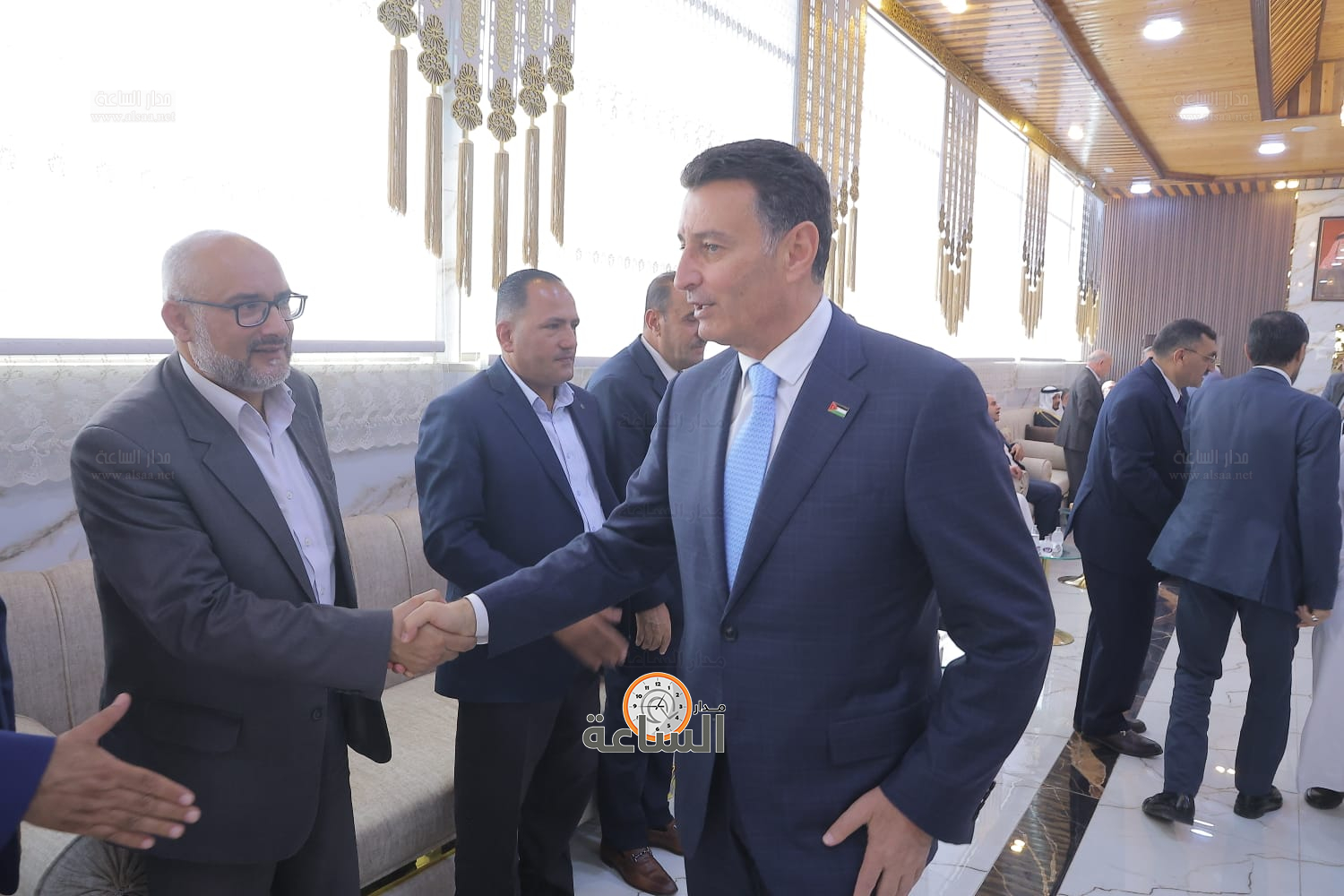 Madar Al-Saa Images 0.16006265800484698