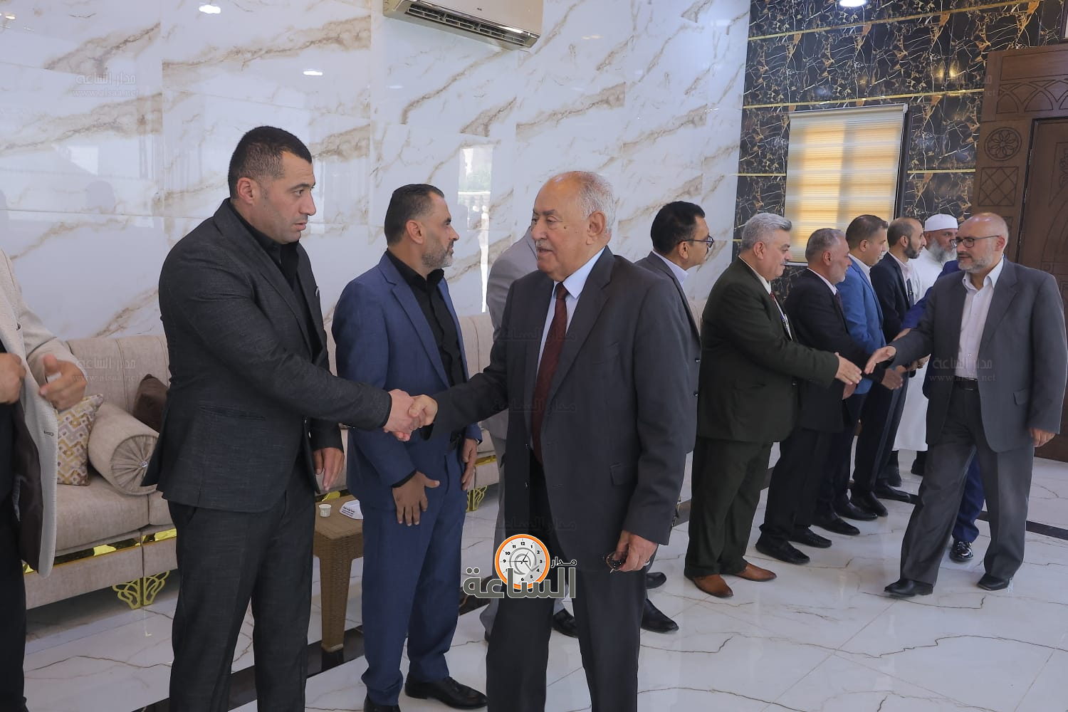 Madar Al-Saa Images 0.3960930323204849