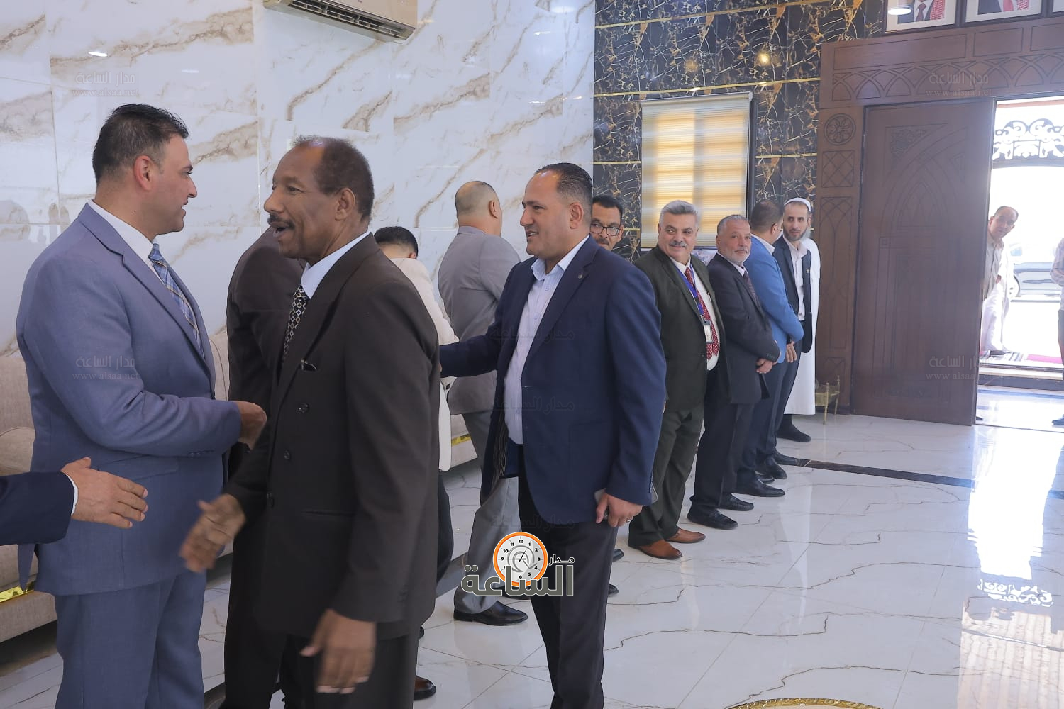 Madar Al-Saa Images 0.49038939993559993