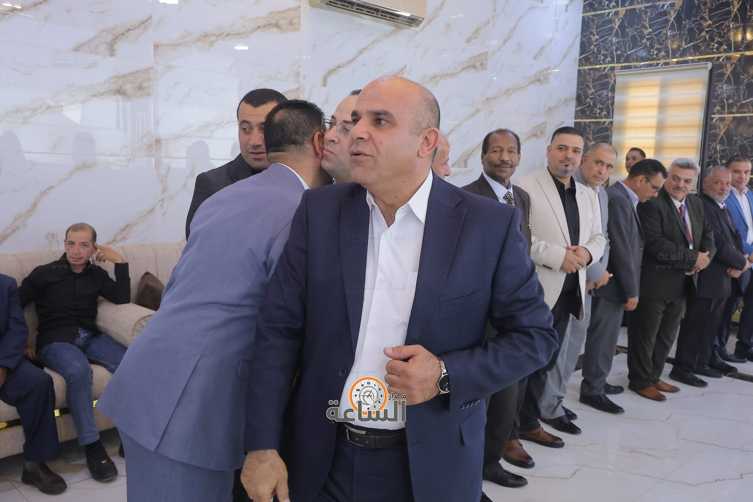 Madar Al-Saa Images 0.3321972404298259