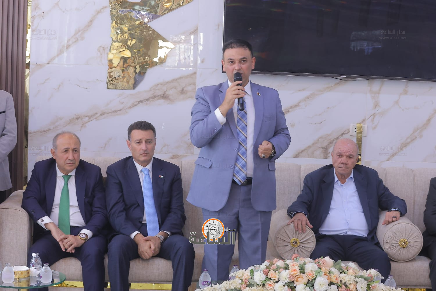 Madar Al-Saa Images 0.3637167973937855