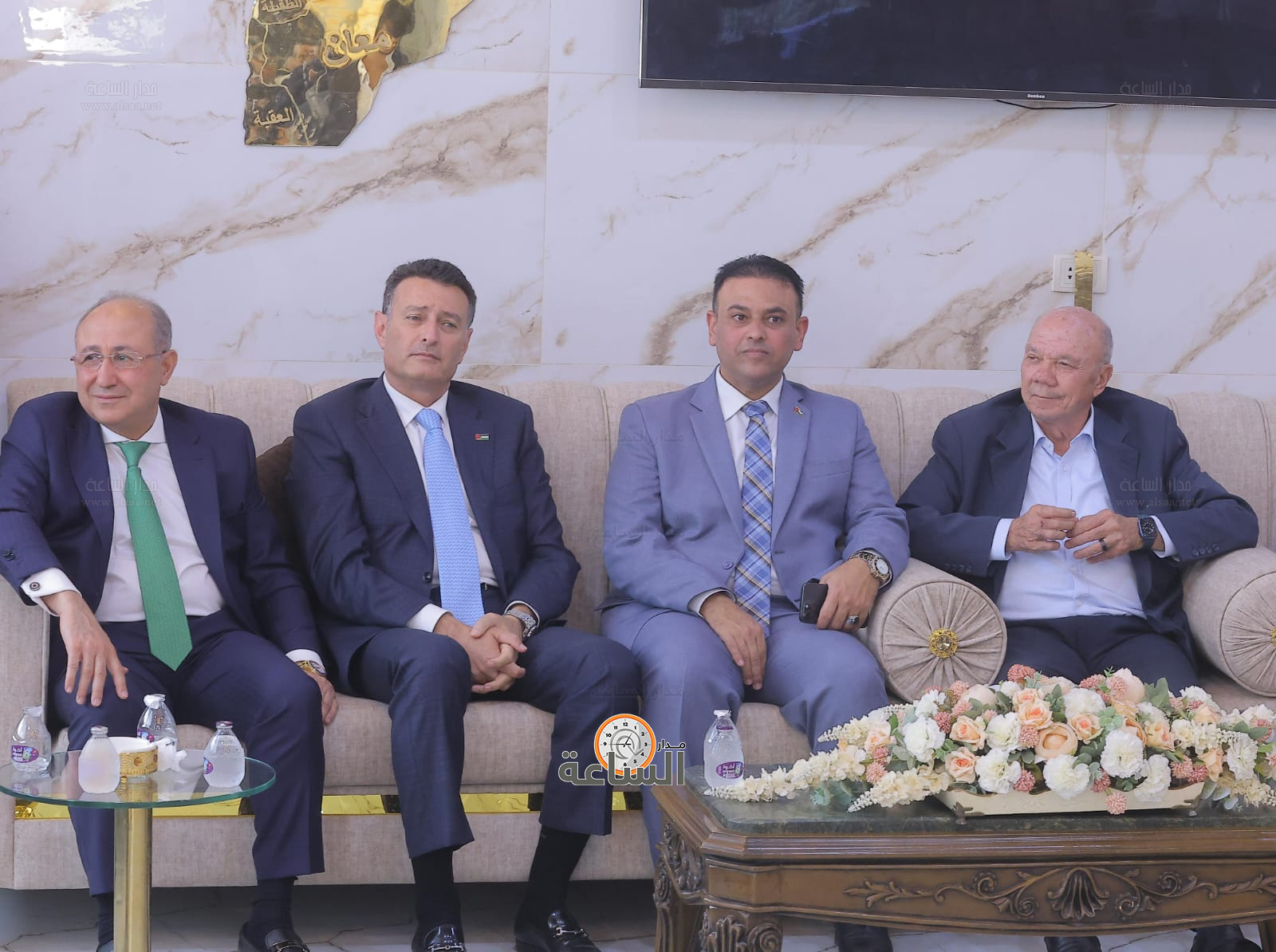 Madar Al-Saa Images 0.7460741303655932