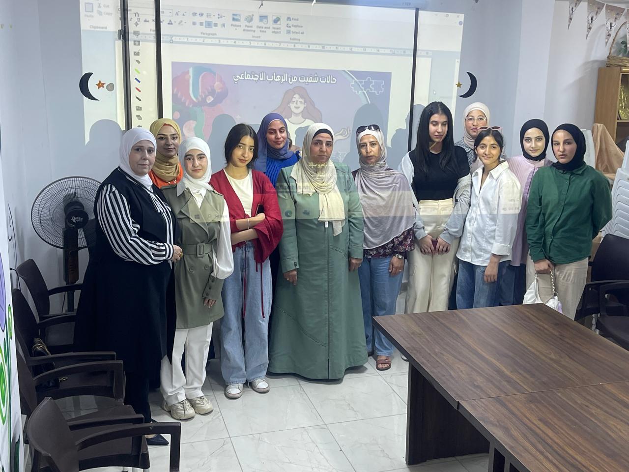 Madar Al-Saa Images 0.3558131827439217