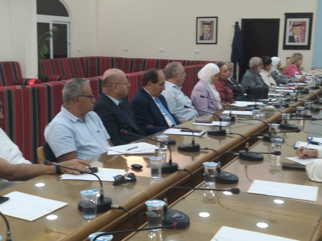 Madar Al-Saa Images 0.8190458541943368