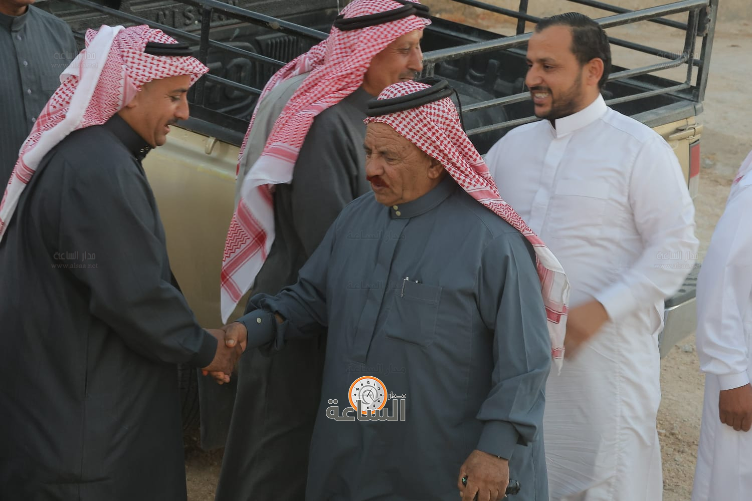 Madar Al-Saa Images 0.1238693705562347