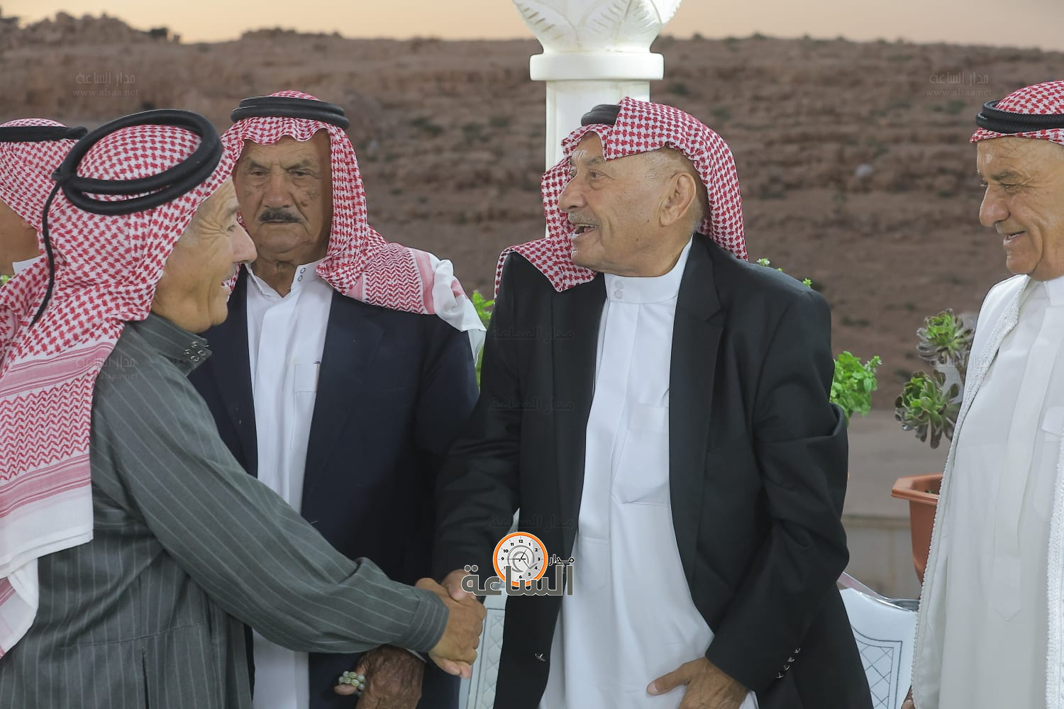 Madar Al-Saa Images 0.5470361396194567