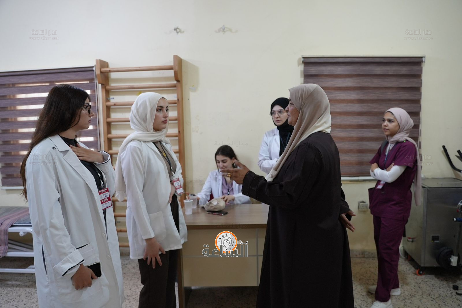 Madar Al-Saa Images 0.3768373351111225