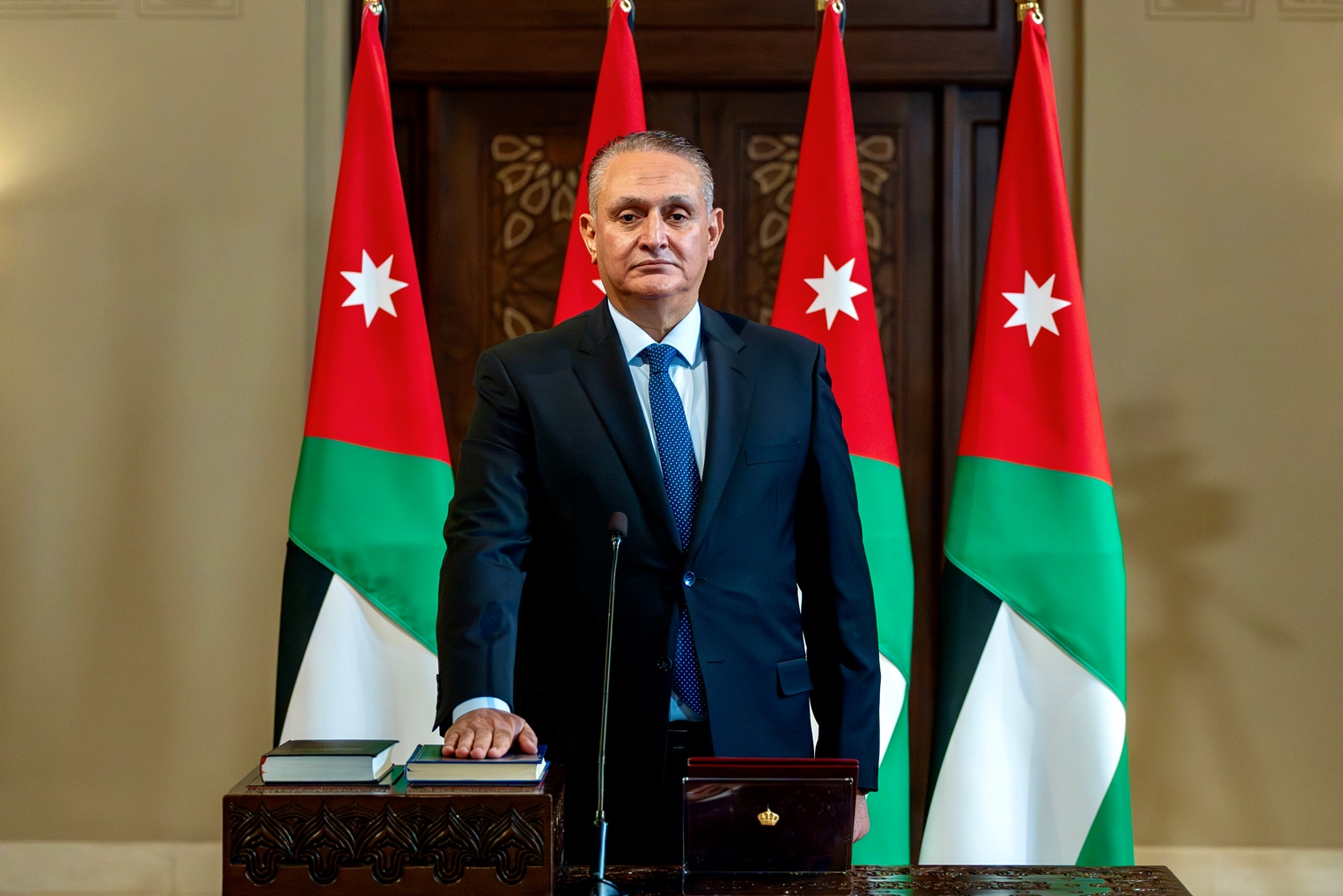 Madar Al-Saa Images 0.570873087732602