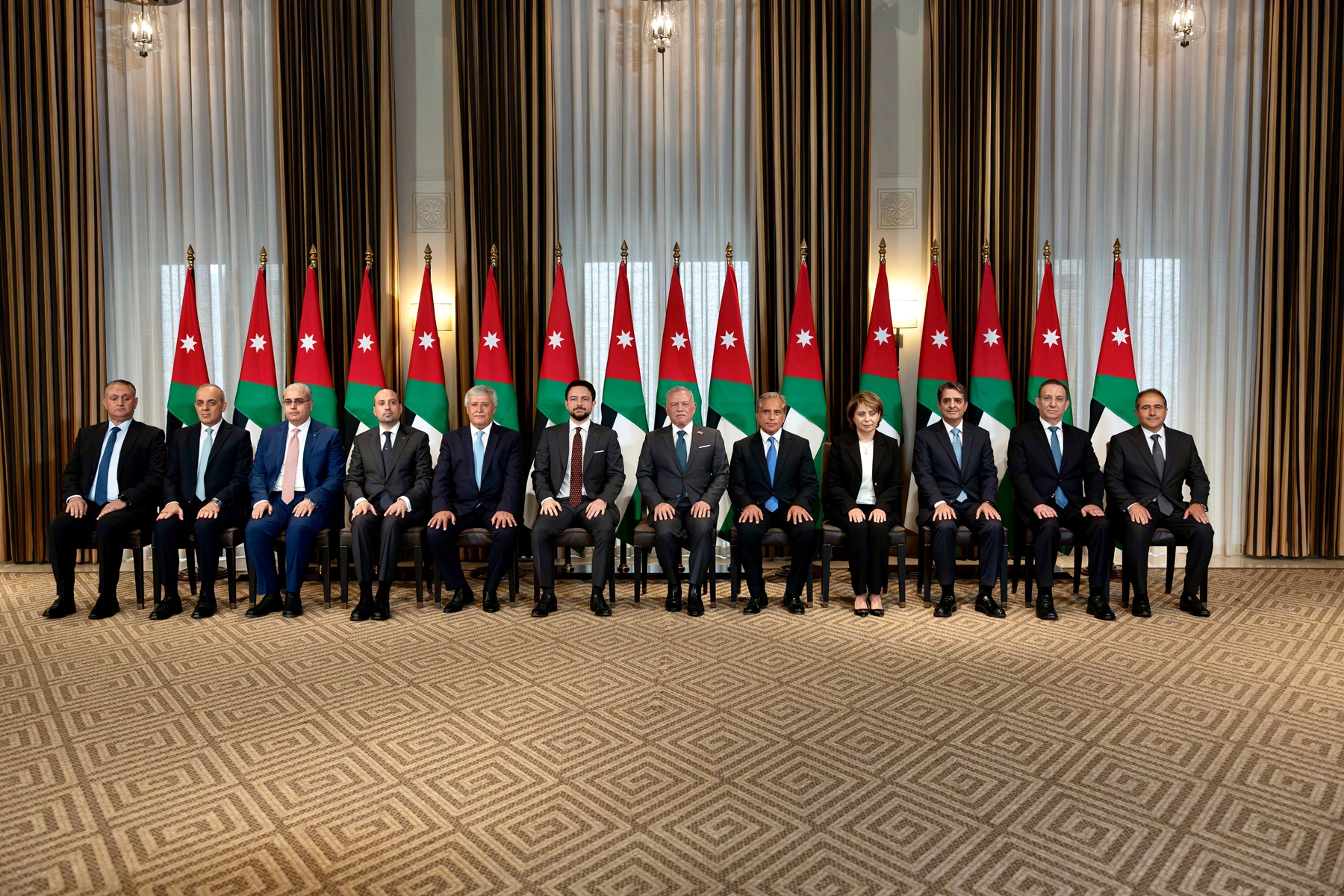 Madar Al-Saa Images 0.8759858260507111