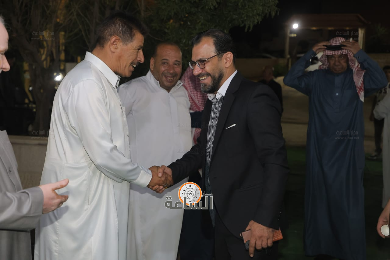 Madar Al-Saa Images 0.7633255251542674