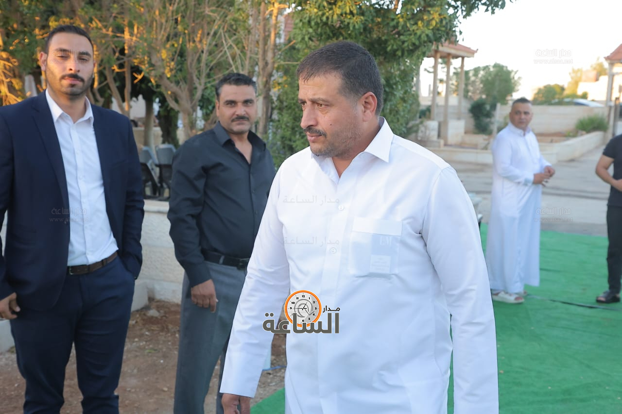 Madar Al-Saa Images 0.2779626452608276