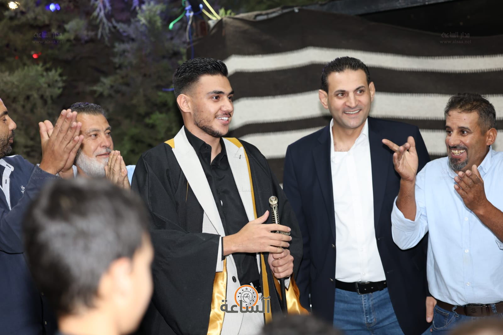 Madar Al-Saa Images 0.9423254378057194