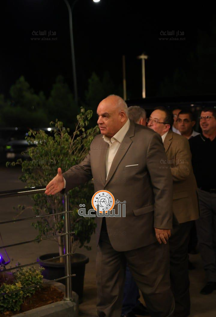 Madar Al-Saa Images 0.2893576543758394