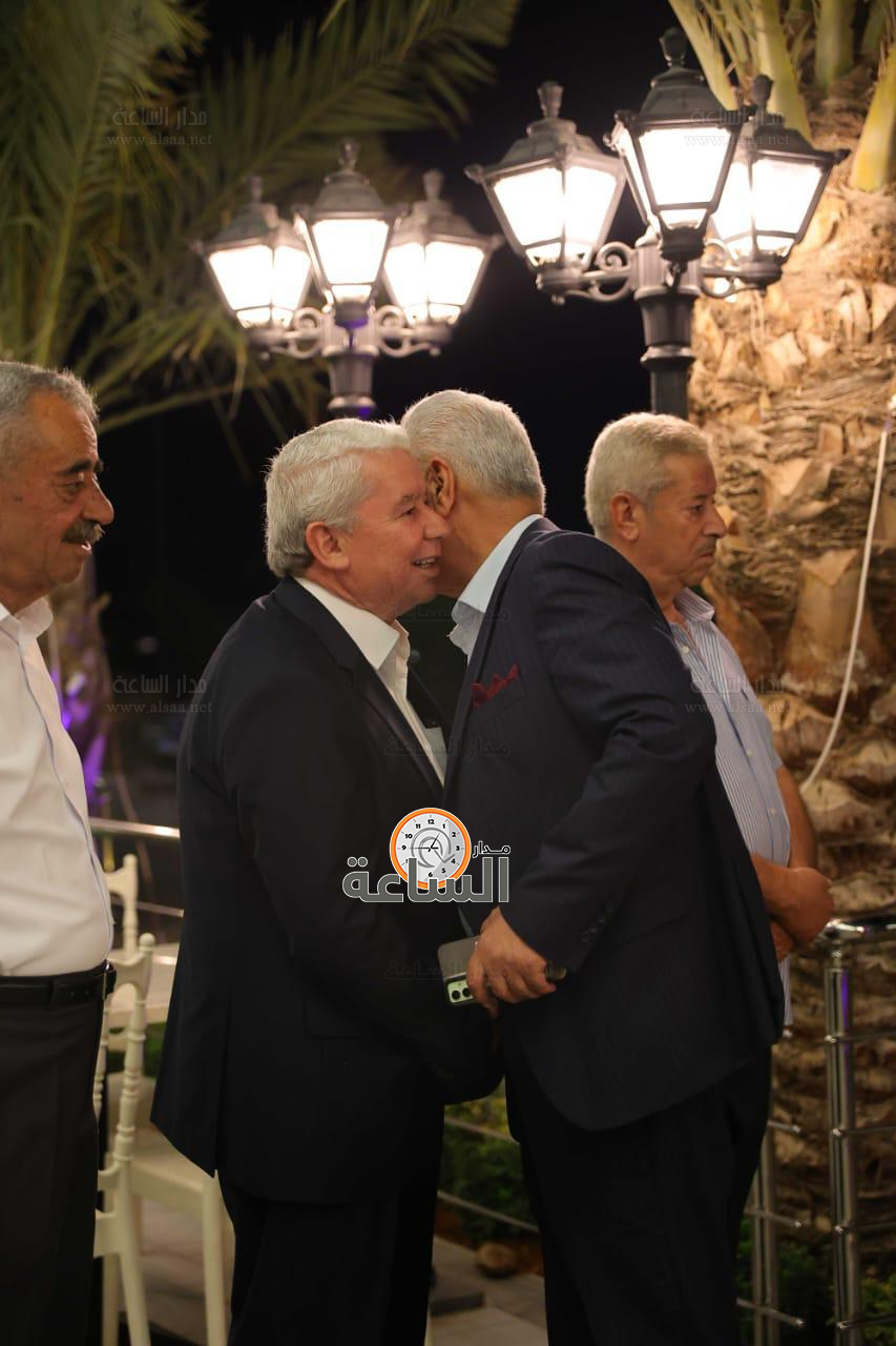 Madar Al-Saa Images 0.9792612057170833