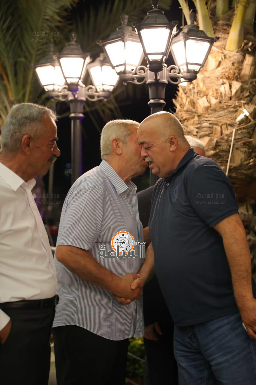 Madar Al-Saa Images 0.18165361687829396