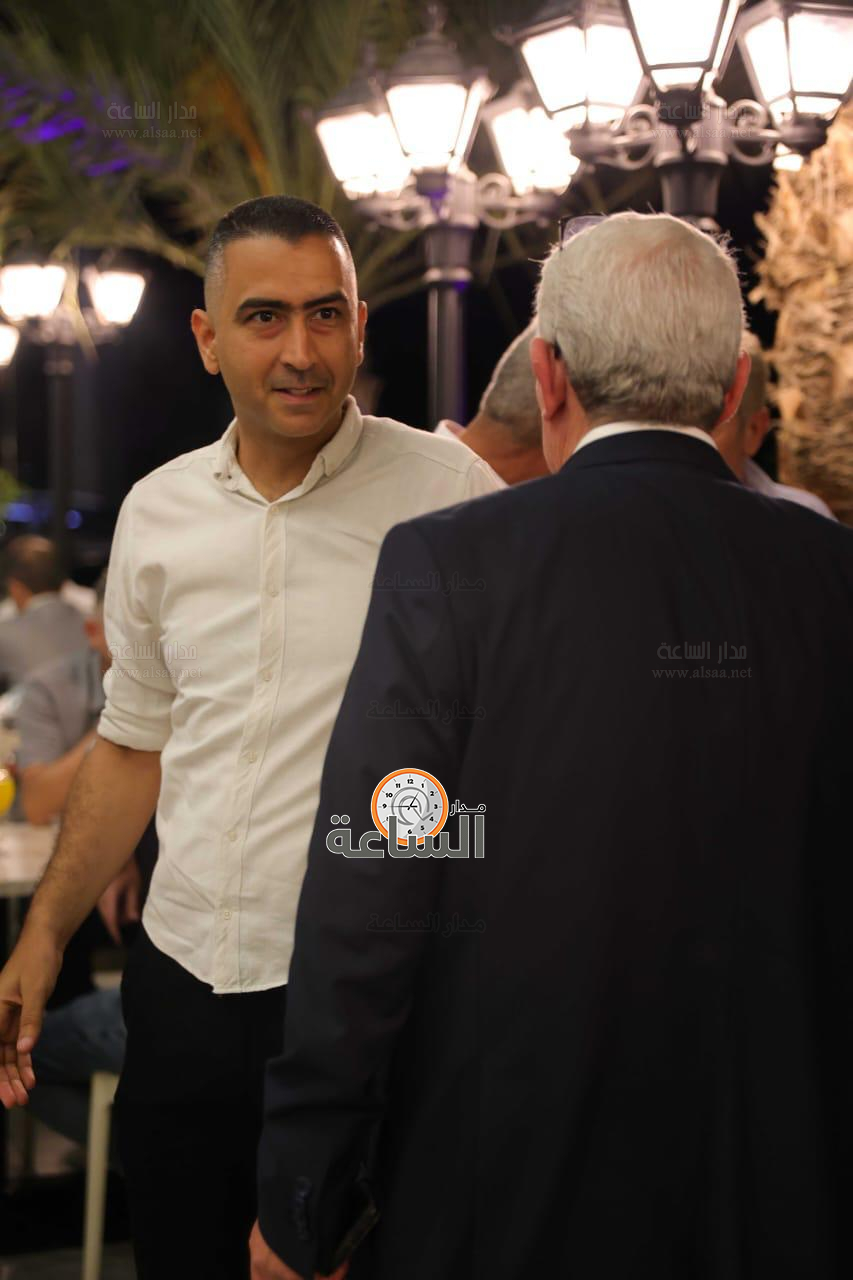 Madar Al-Saa Images 0.37292893298309127