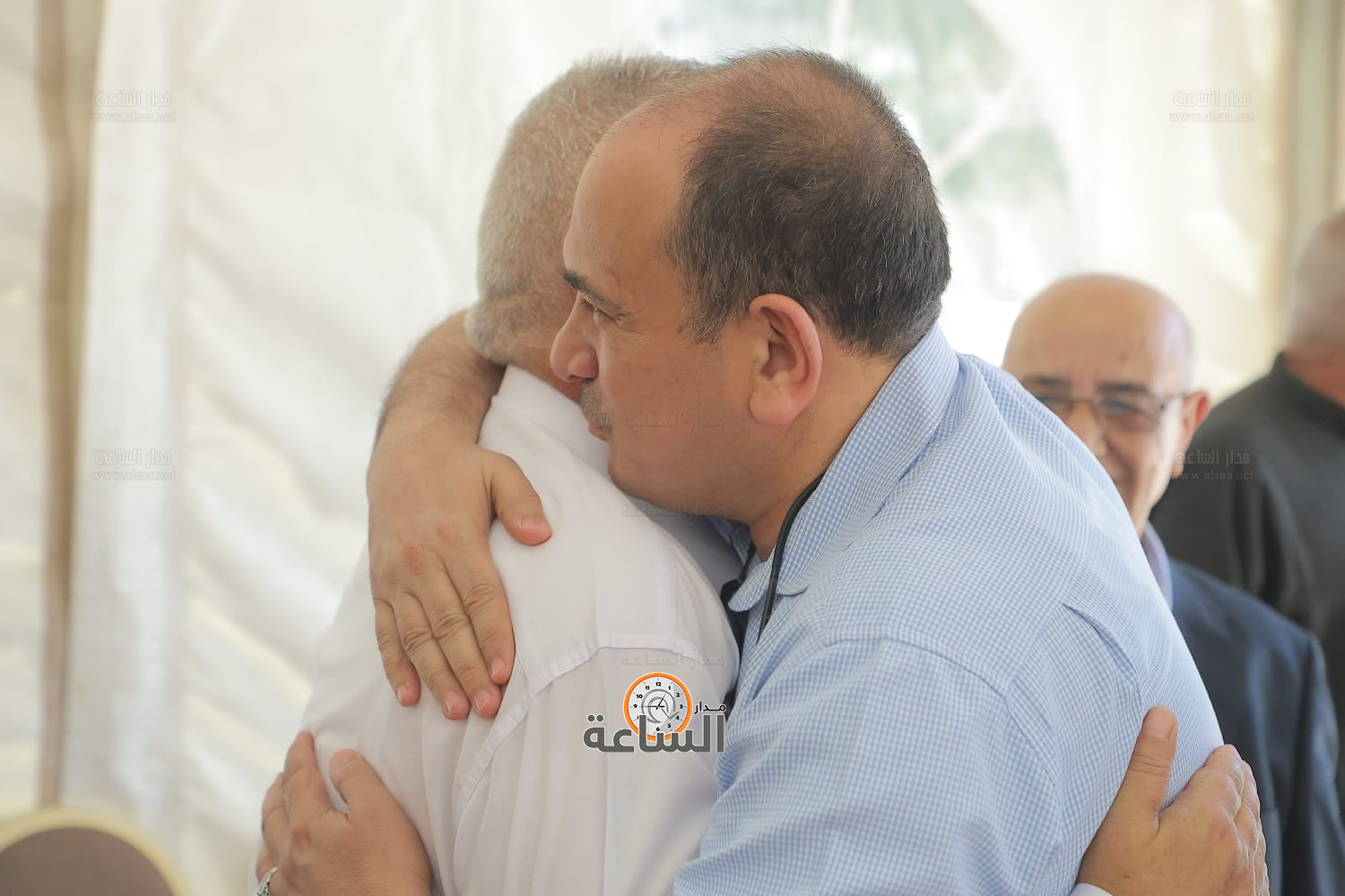 Madar Al-Saa Images 0.4106382867773237