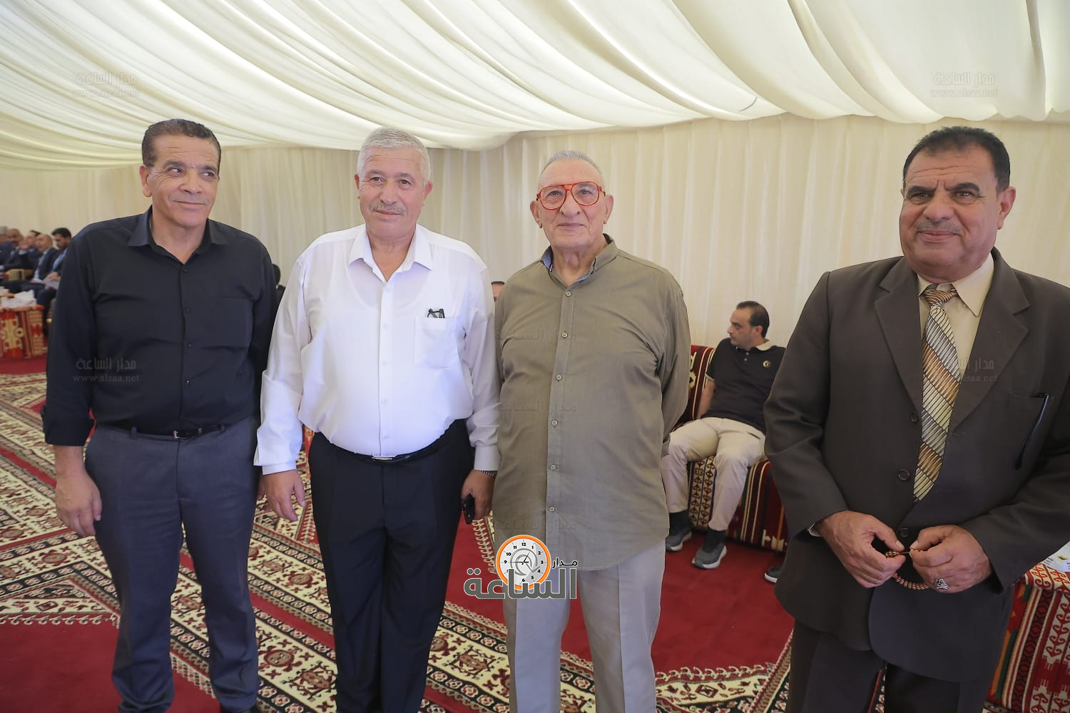 Madar Al-Saa Images 0.7517219347194604