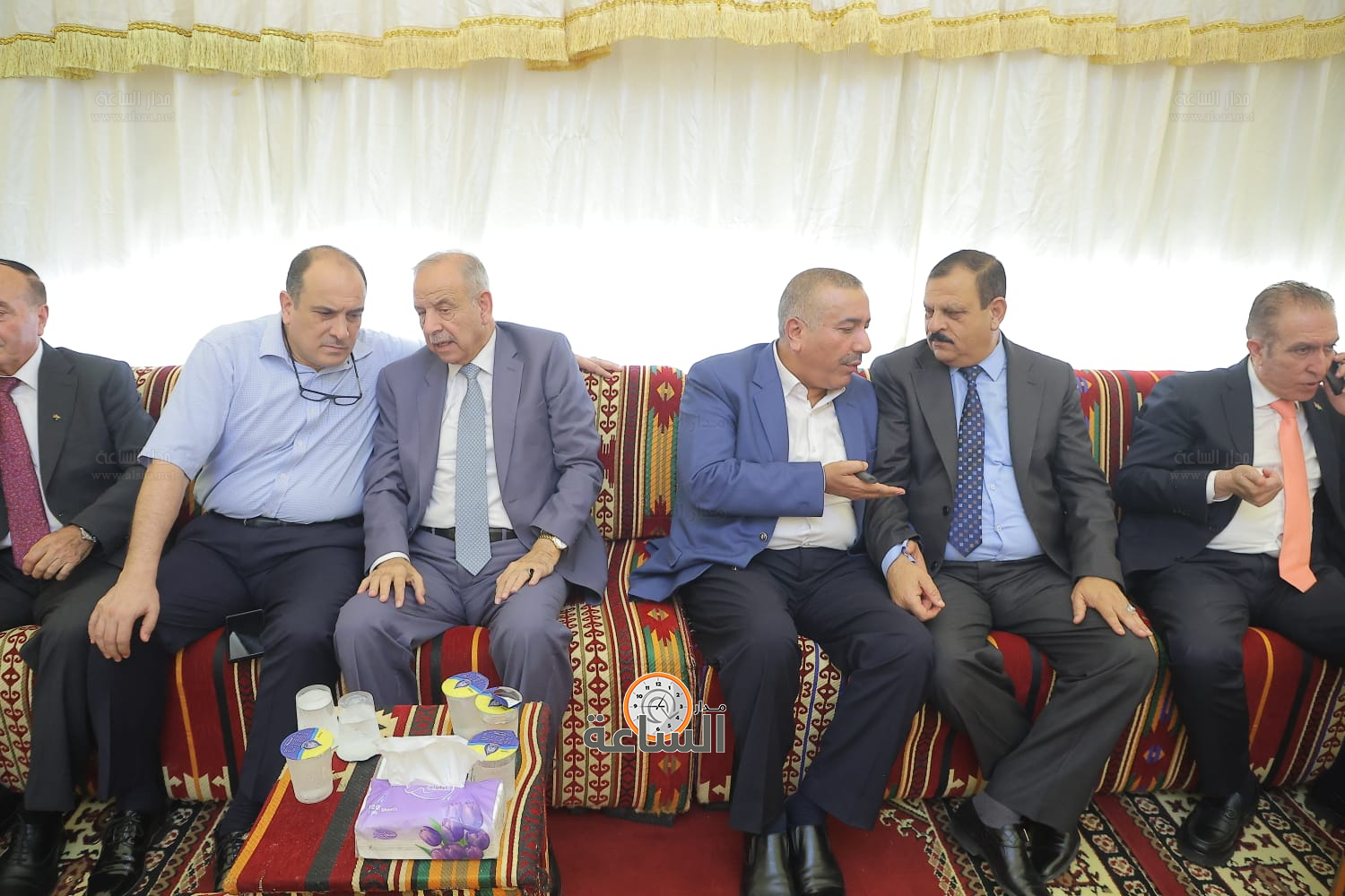 Madar Al-Saa Images 0.8293478645402004