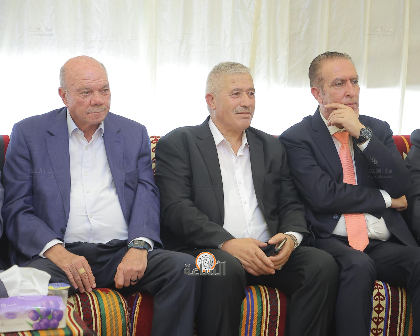 Madar Al-Saa Images 0.17663330607368344