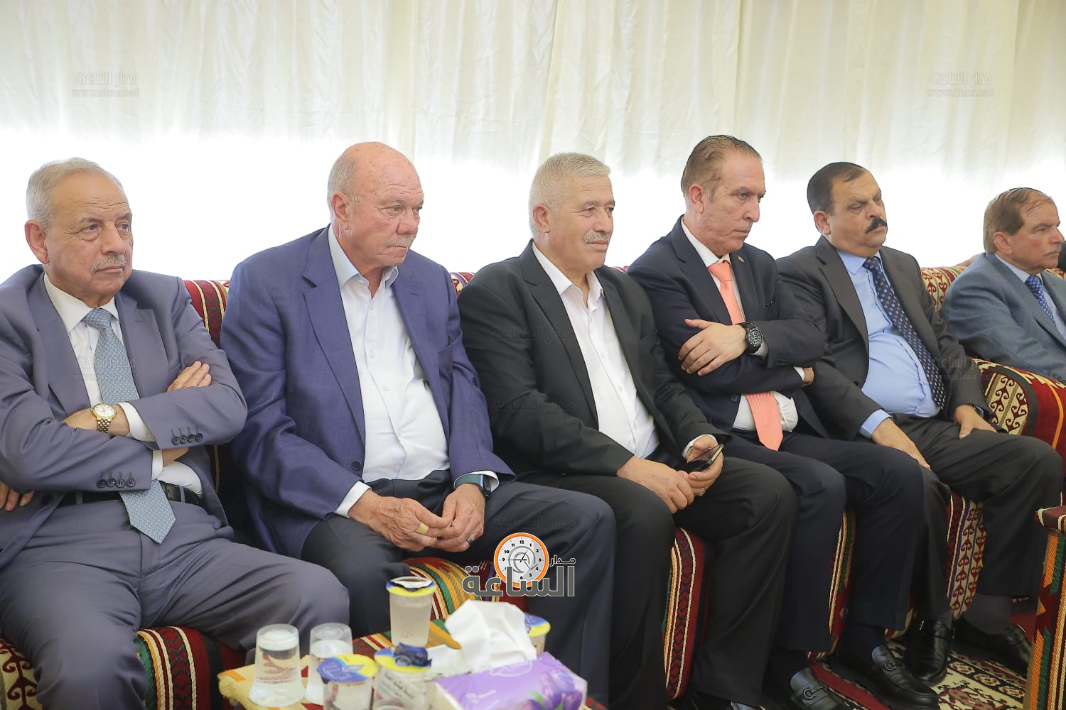 Madar Al-Saa Images 0.7047375094114621