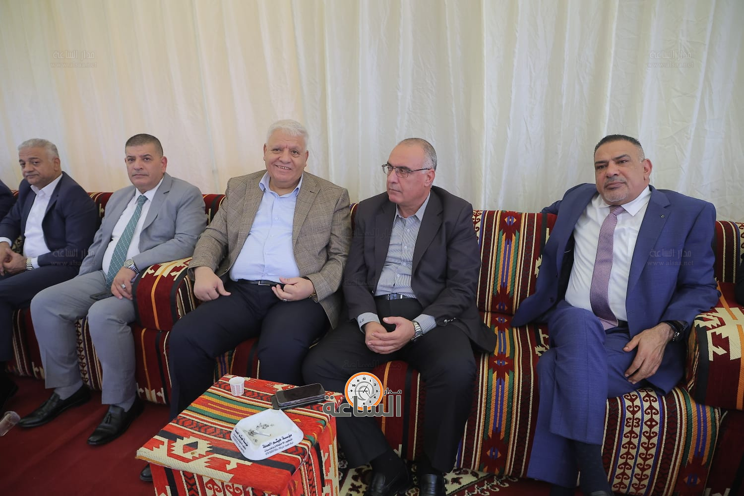 Madar Al-Saa Images 0.6560622834912431