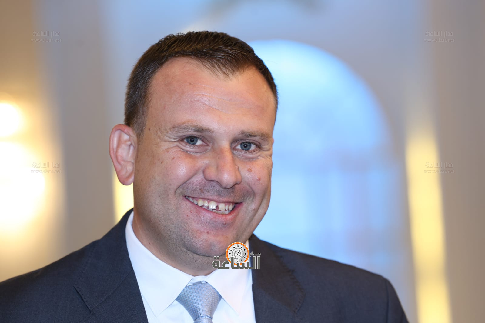 Madar Al-Saa Images 0.4216384617832474