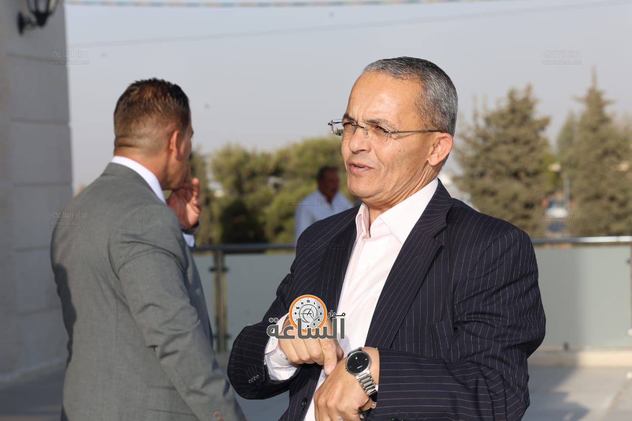 Madar Al-Saa Images 0.4164178024154003