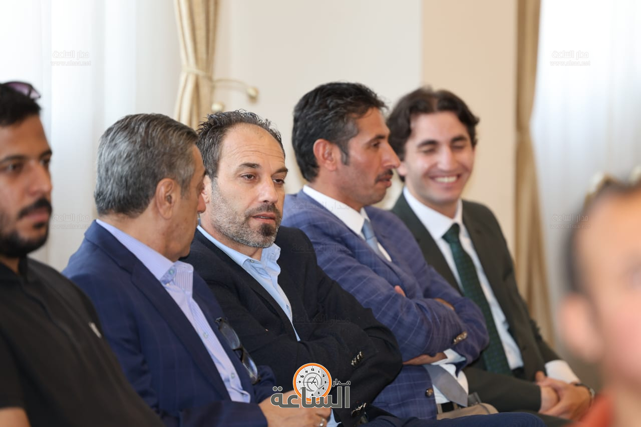 Madar Al-Saa Images 0.16143630063265535