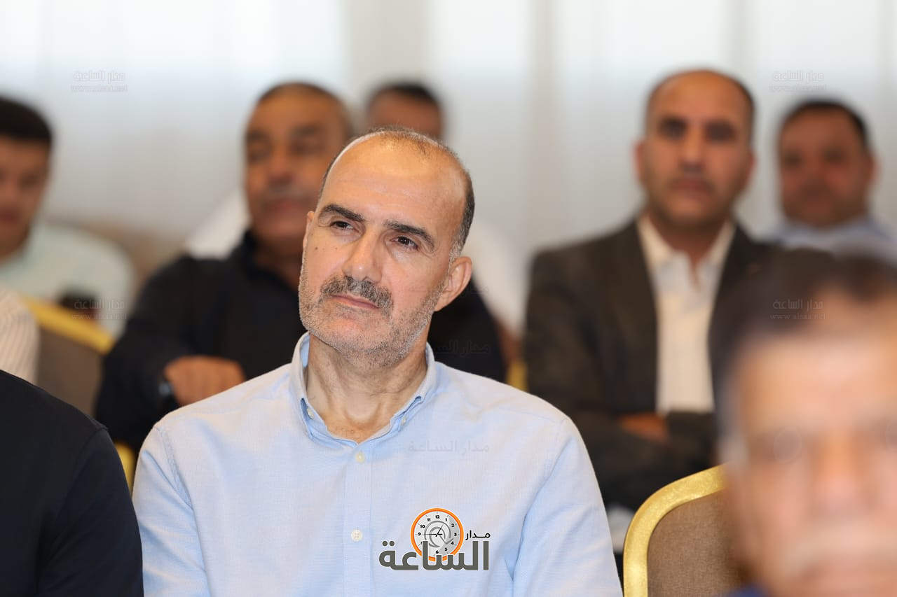 Madar Al-Saa Images 0.459518509580914