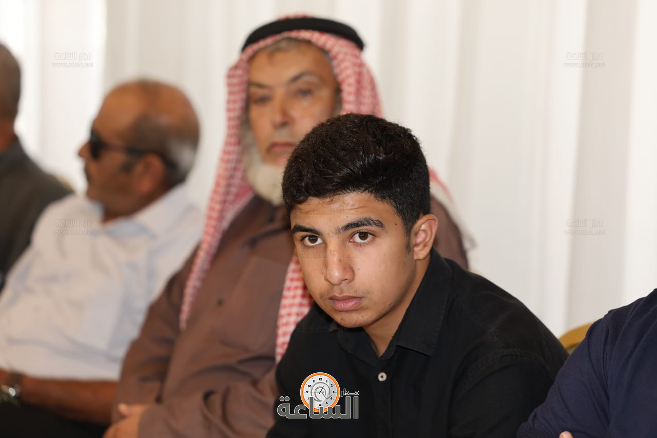 Madar Al-Saa Images 0.7875529192765801