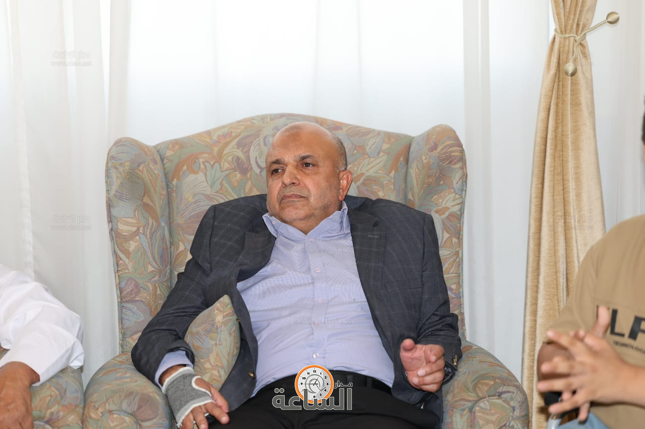 Madar Al-Saa Images 0.15849429768547396