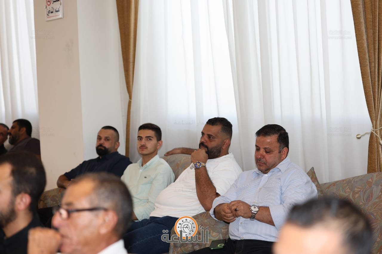 Madar Al-Saa Images 0.7107403347971214