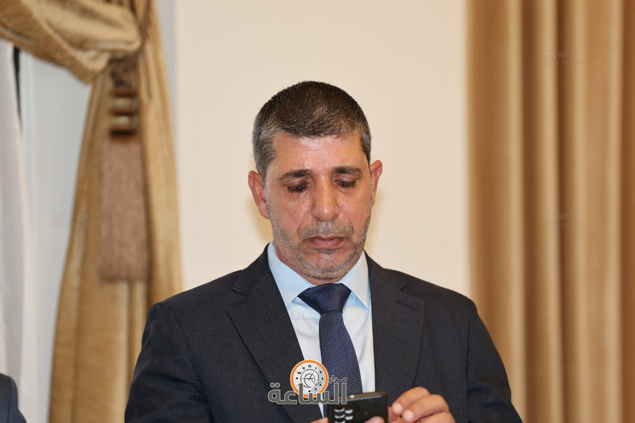 Madar Al-Saa Images 0.6918265125760463