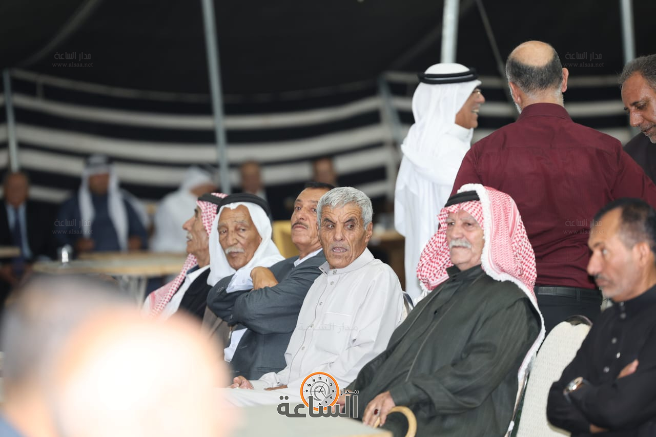 Madar Al-Saa Images 0.01300378366534094