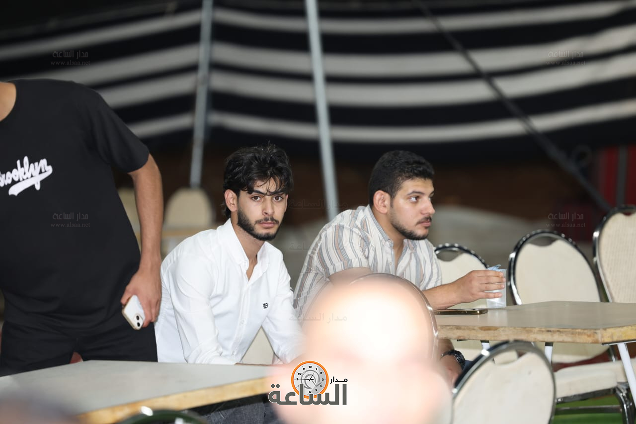 Madar Al-Saa Images 0.32131696111221464