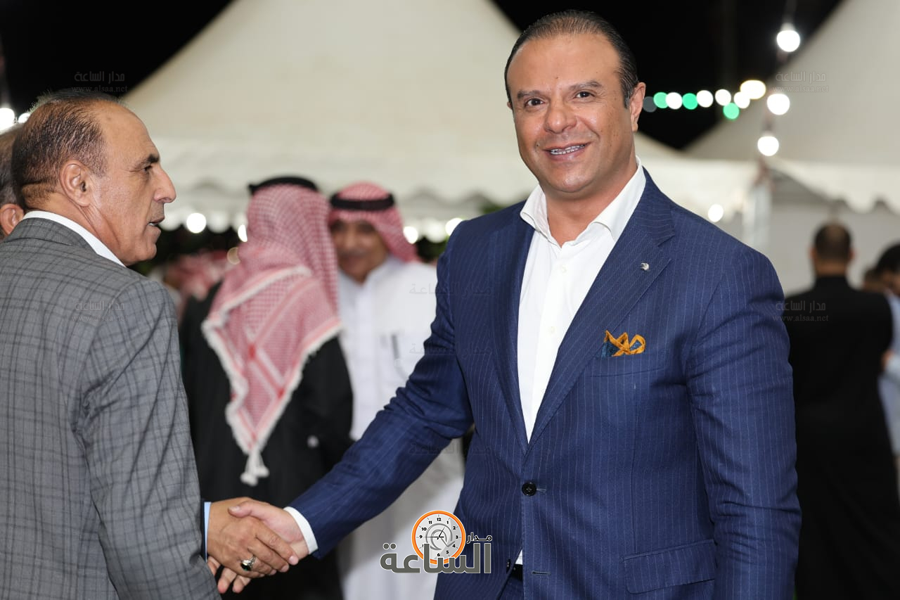 Madar Al-Saa Images 0.02372085460126183