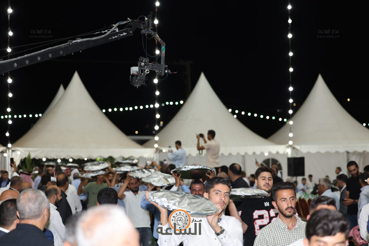 Madar Al-Saa Images 0.14128818221871986