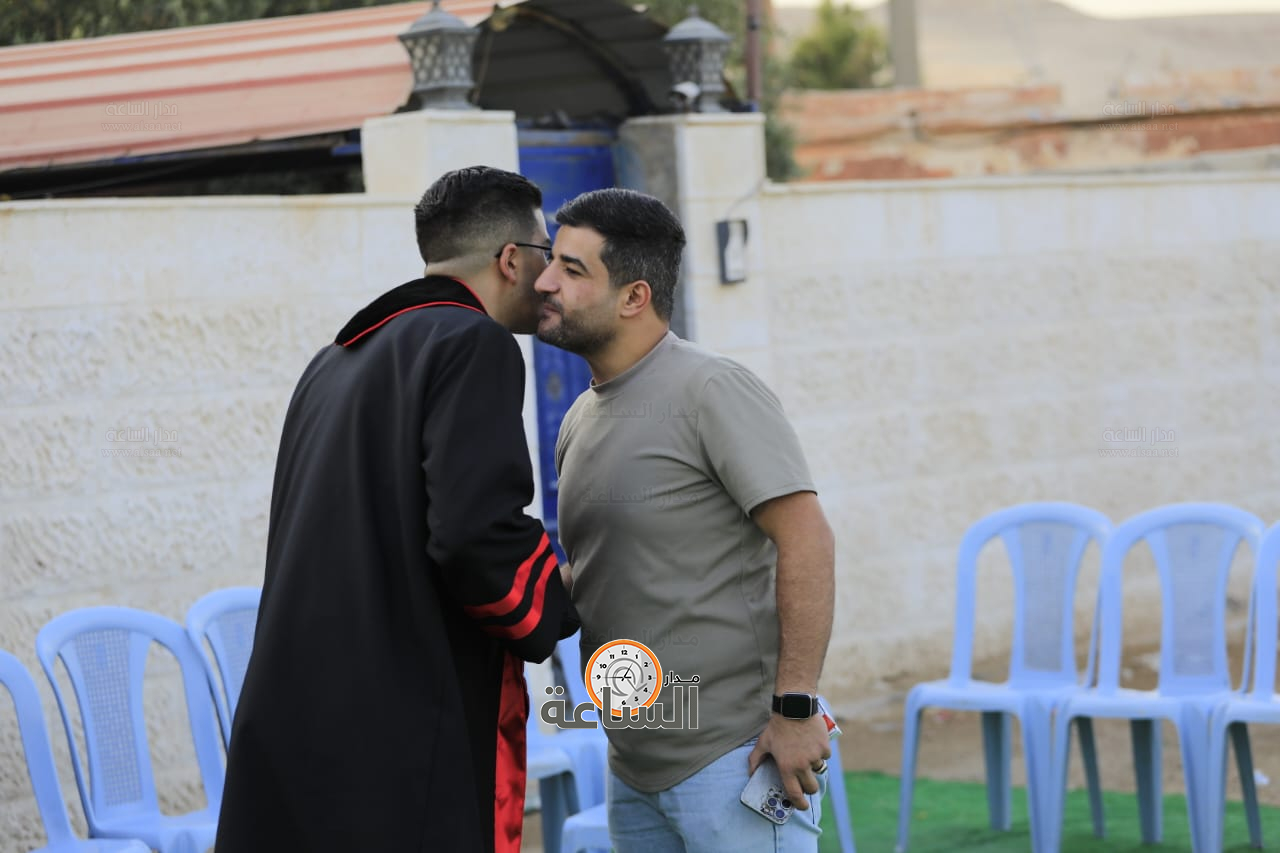 Madar Al-Saa Images 0.7874805256071097