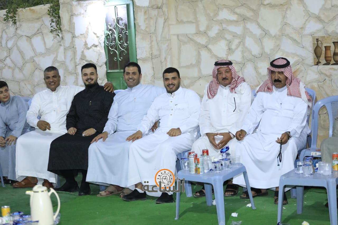 Madar Al-Saa Images 0.2382750040102155