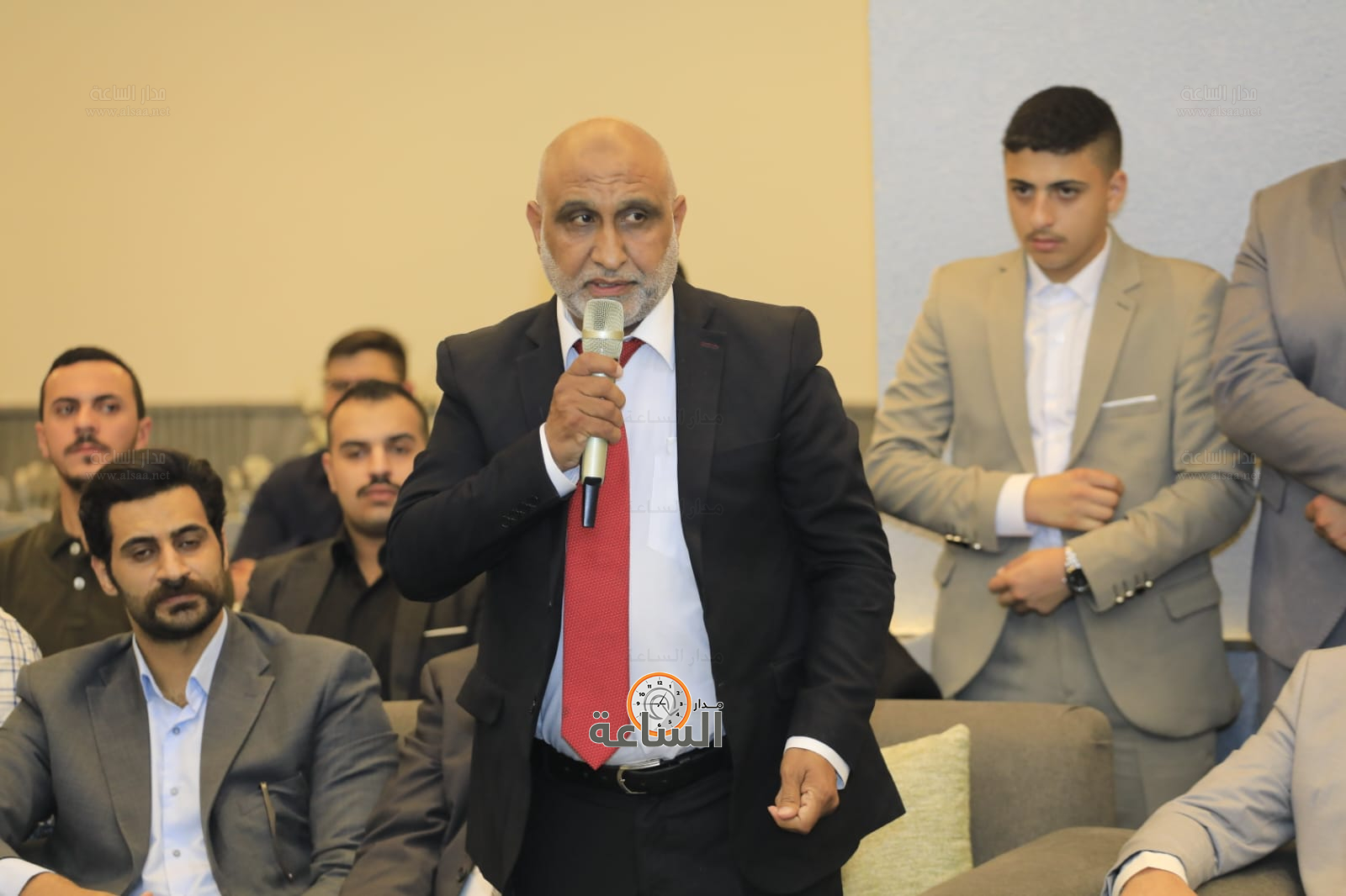 Madar Al-Saa Images 0.08305348535766166