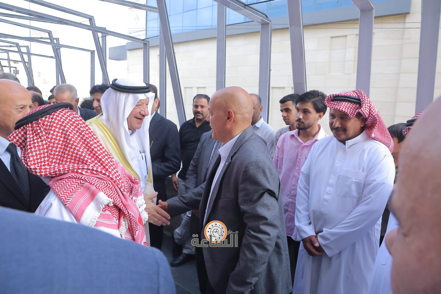 Madar Al-Saa Images 0.21316370800362894