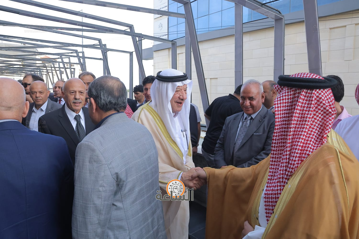 Madar Al-Saa Images 0.010354241376788309